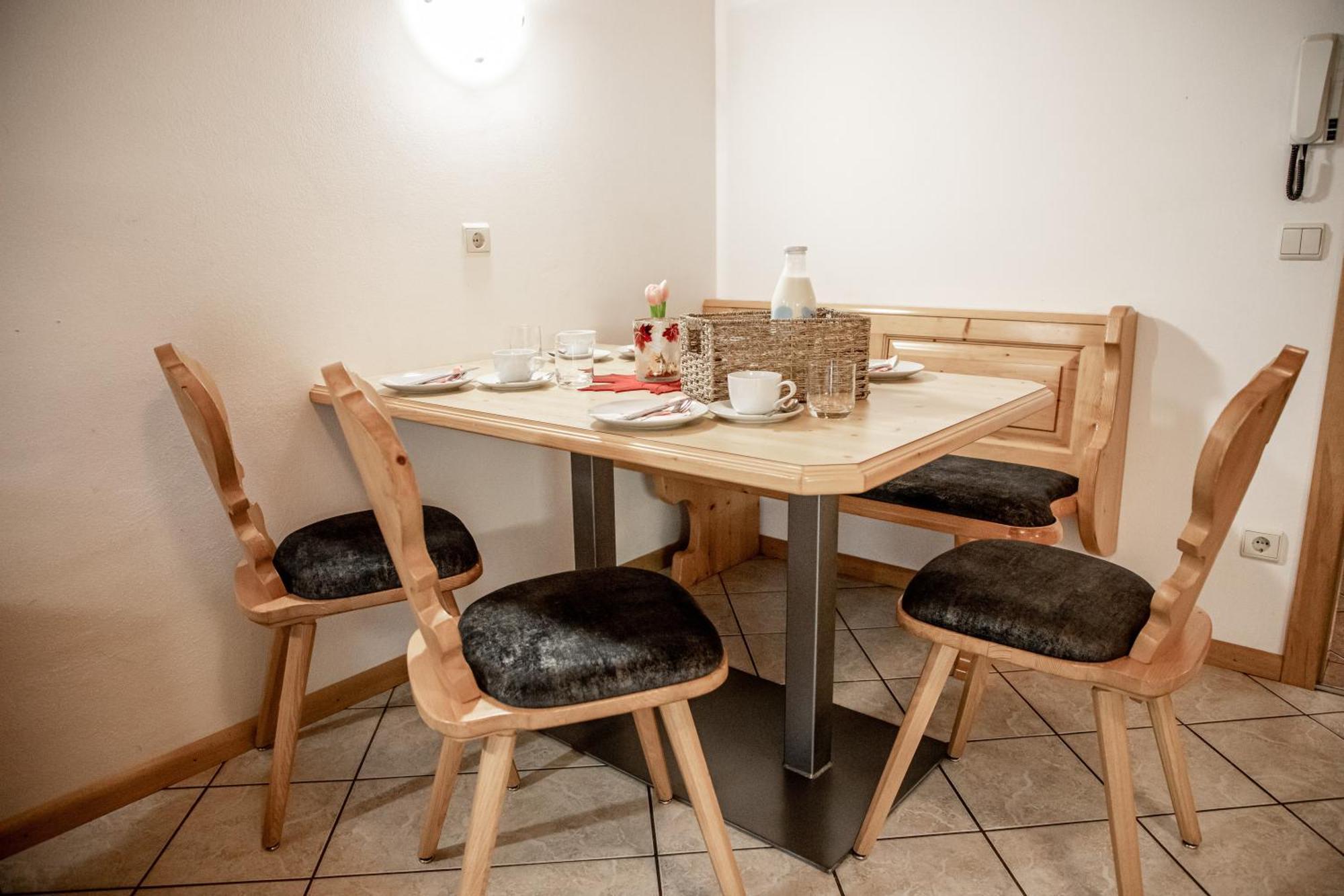 Moesslhof App Garten Apartment San Vito (Bolzano)